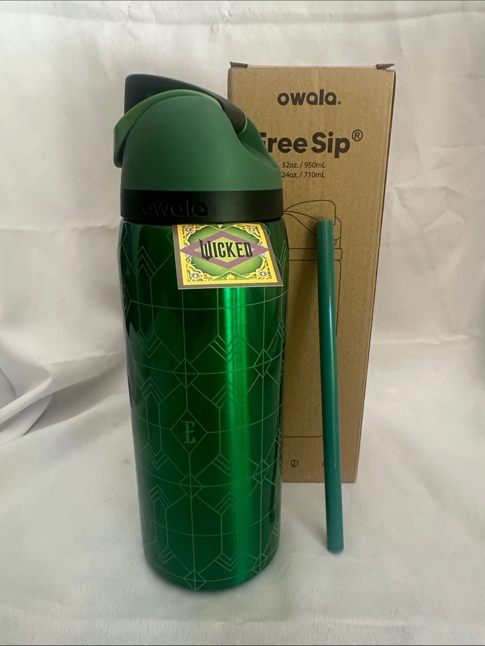 Custom Engraved Owala FreeSip Wicked White 32 oz